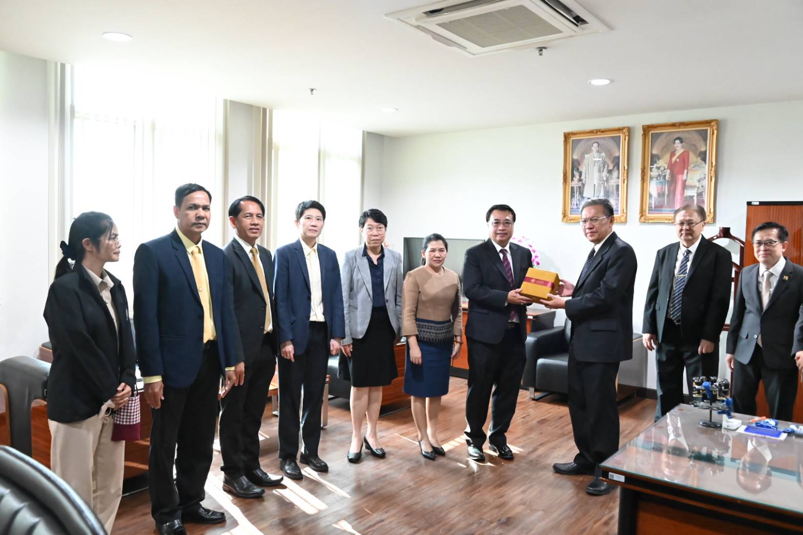 กรมบังคับคดี เข้าสวัสดีปีใหม่ พ.ศ. 2567 อธิบดีผู้พิพากษาศาลอาญาตลิ่งชัน